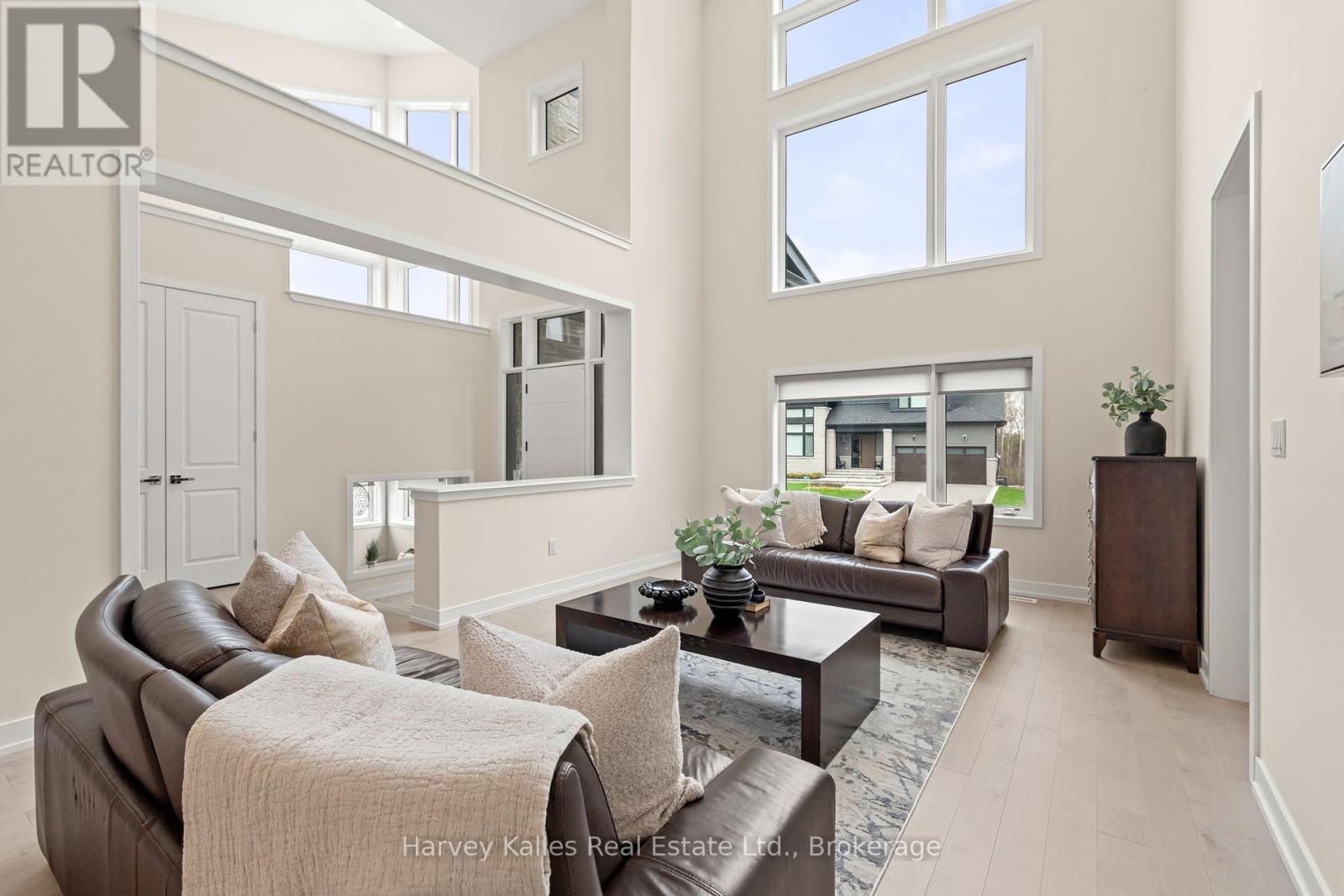 157 Springside Crescent, Blue Mountains, Ontario  L9Y 5L3 - Photo 6 - X13028940