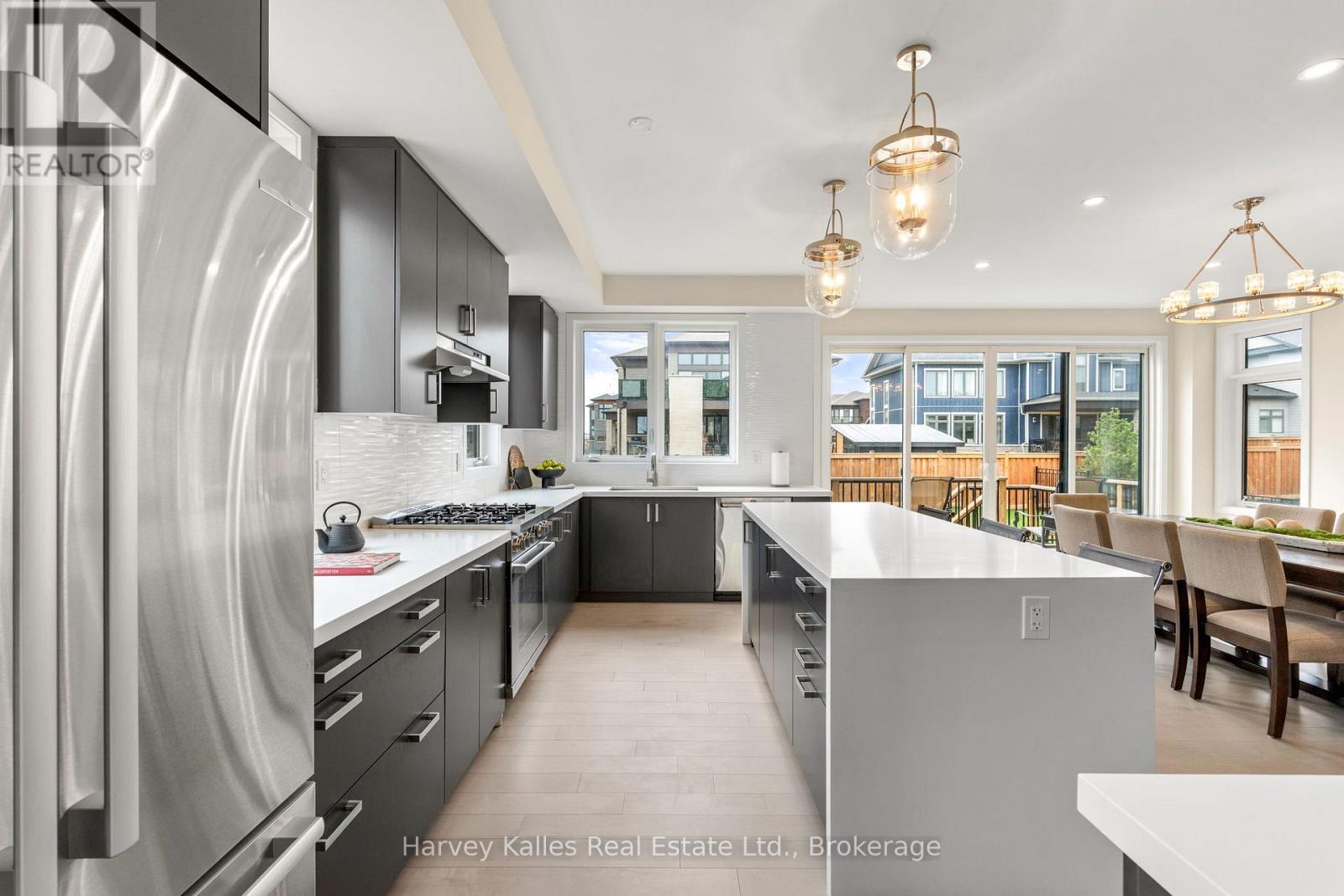 157 Springside Crescent, Blue Mountains, Ontario  L9Y 5L3 - Photo 9 - X13028940