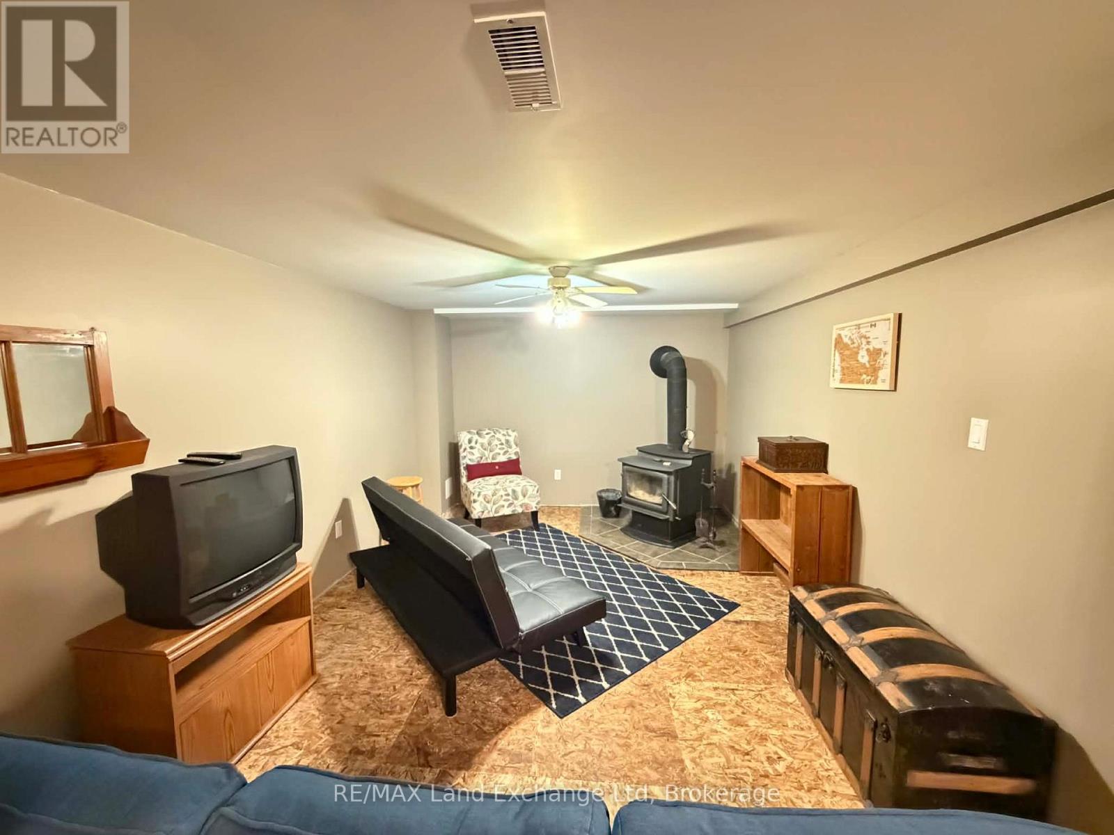 1 Jordan Drive, North Huron, Ontario  N0G 1E0 - Photo 16 - X13029054