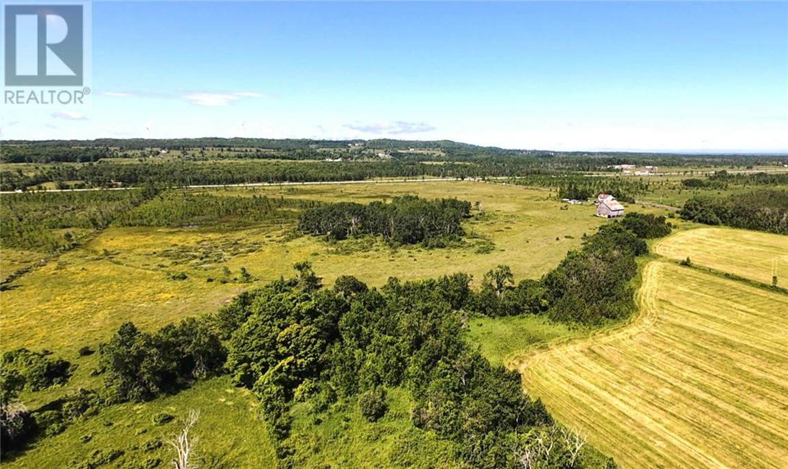 na White's Point Road, Little Current, Ontario