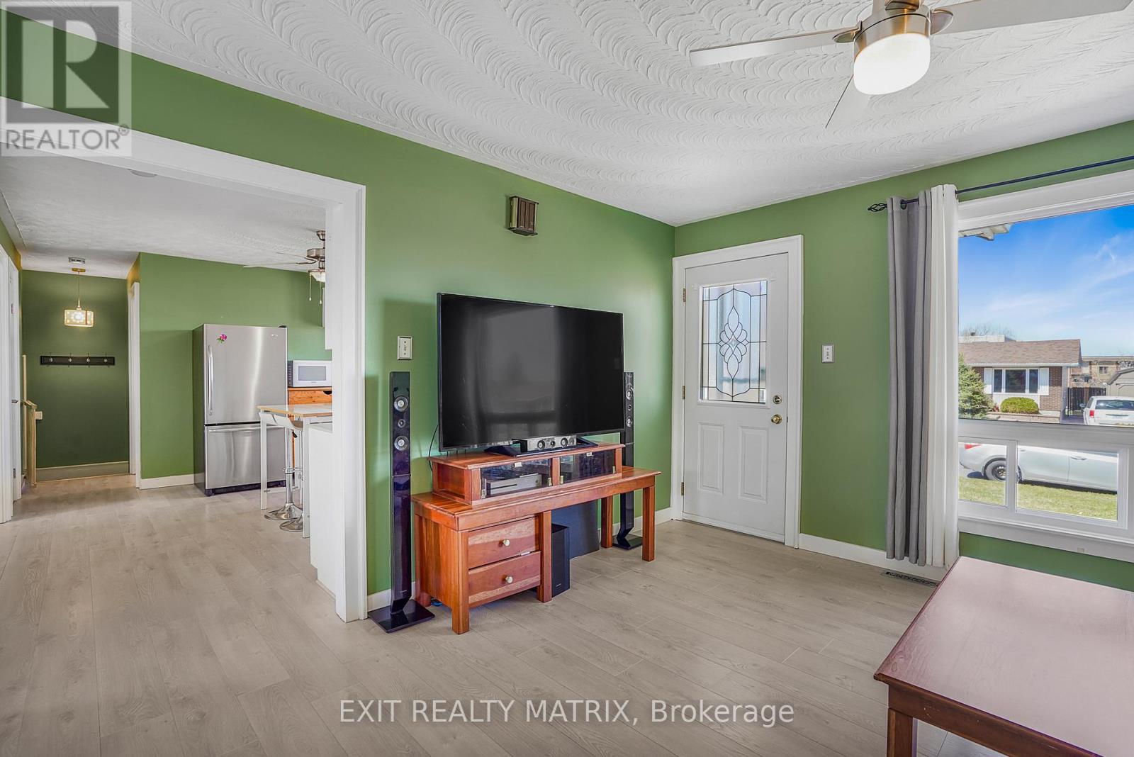 925 Ghislain Street, Hawkesbury, Ontario  K6A 3A8 - Photo 7 - X13028880