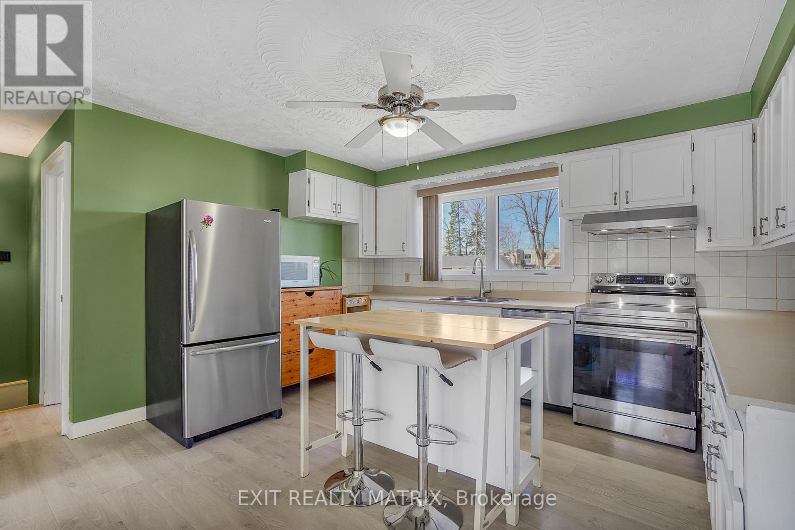 925 Ghislain Street, Hawkesbury, Ontario  K6A 3A8 - Photo 9 - X13028880