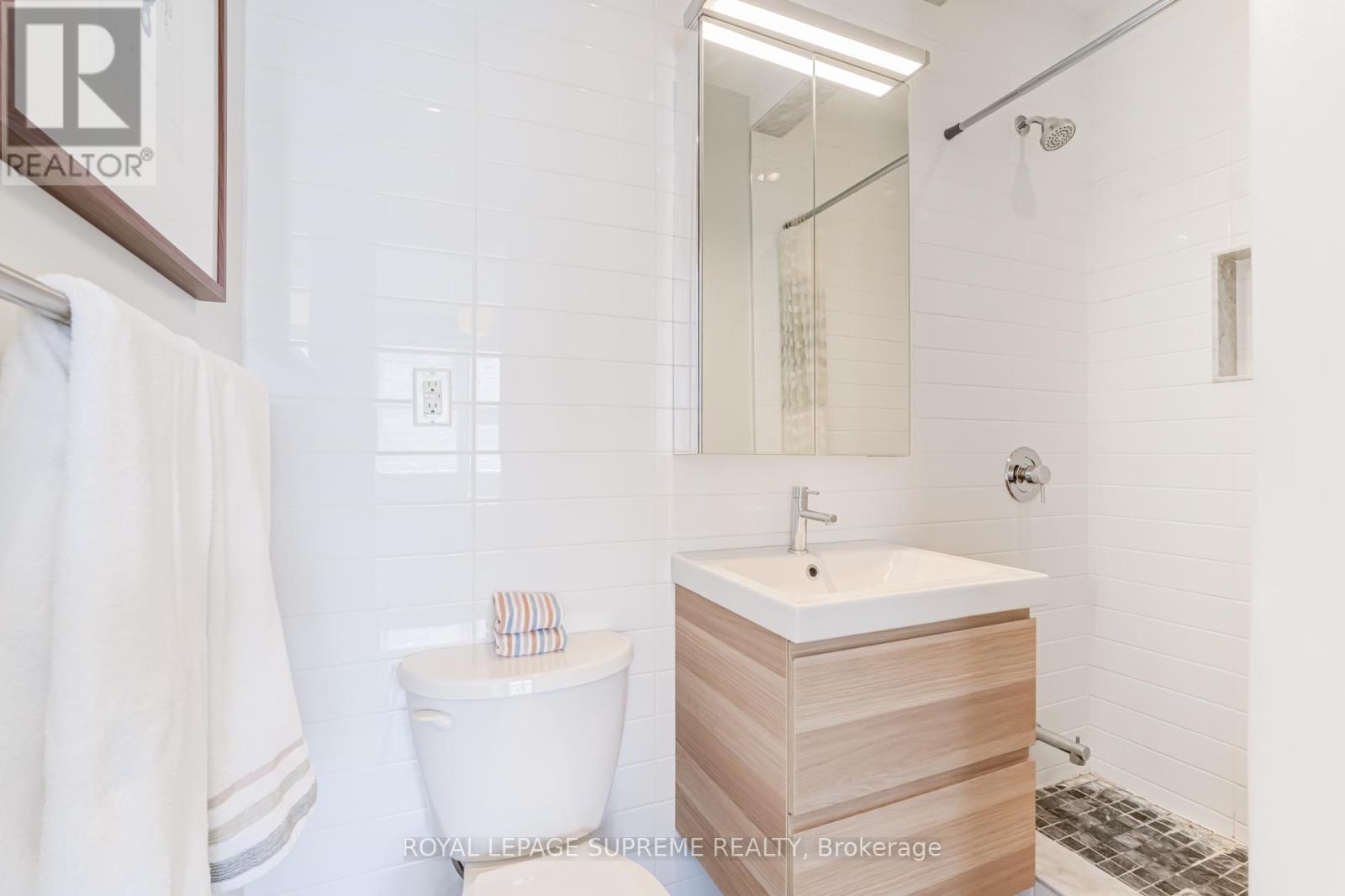 1612 Dundas Street W, Toronto, Ontario  M6K 1T8 - Photo 26 - C13028898