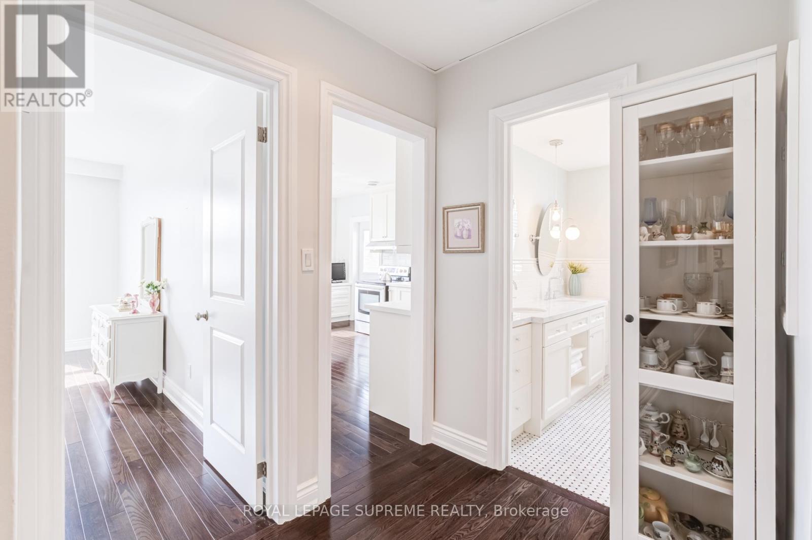 1612 Dundas Street W, Toronto, Ontario  M6K 1T8 - Photo 28 - C13028898