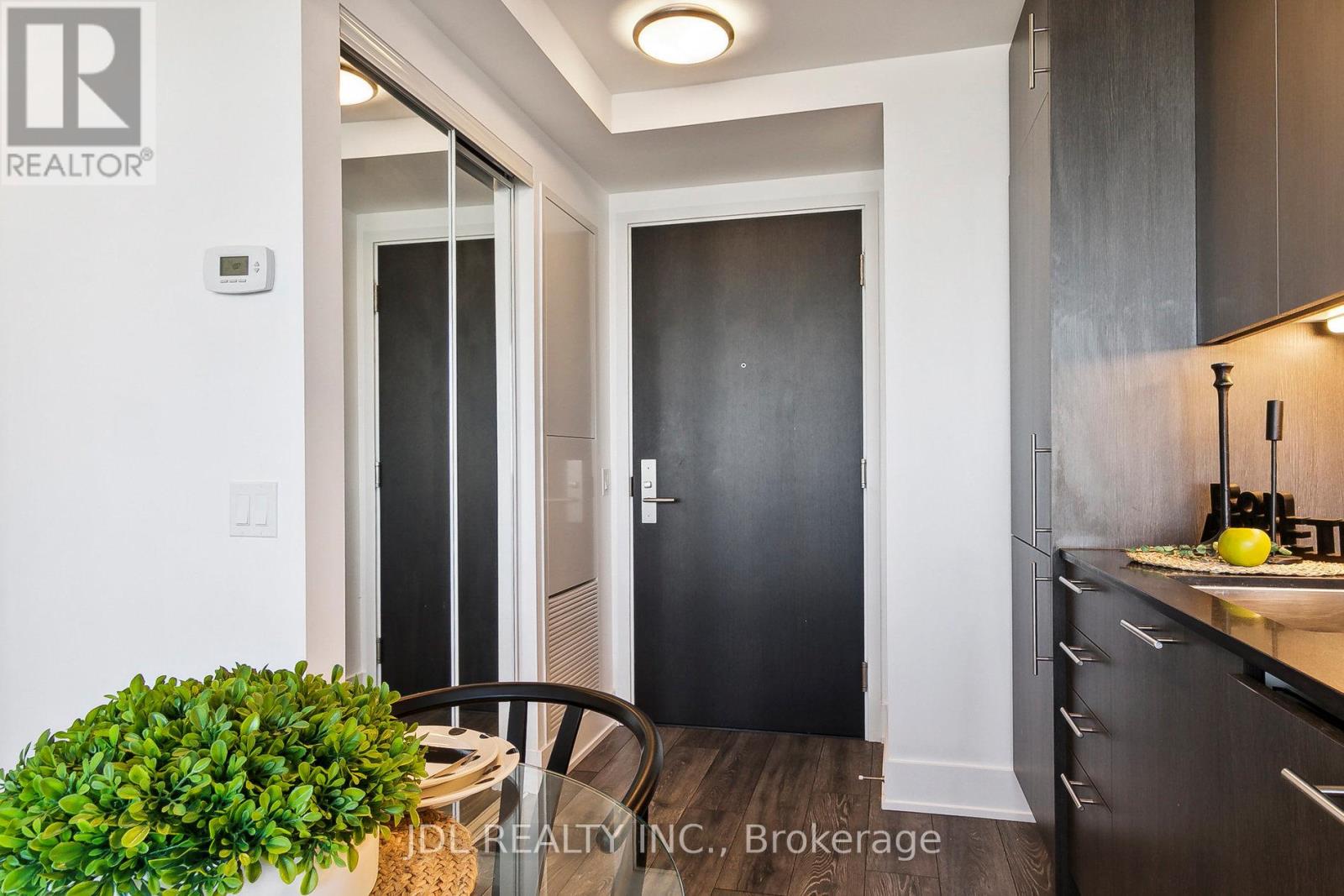 3911 - 403 Church Street, Toronto, Ontario  M4Y 0C9 - Photo 2 - C13028900