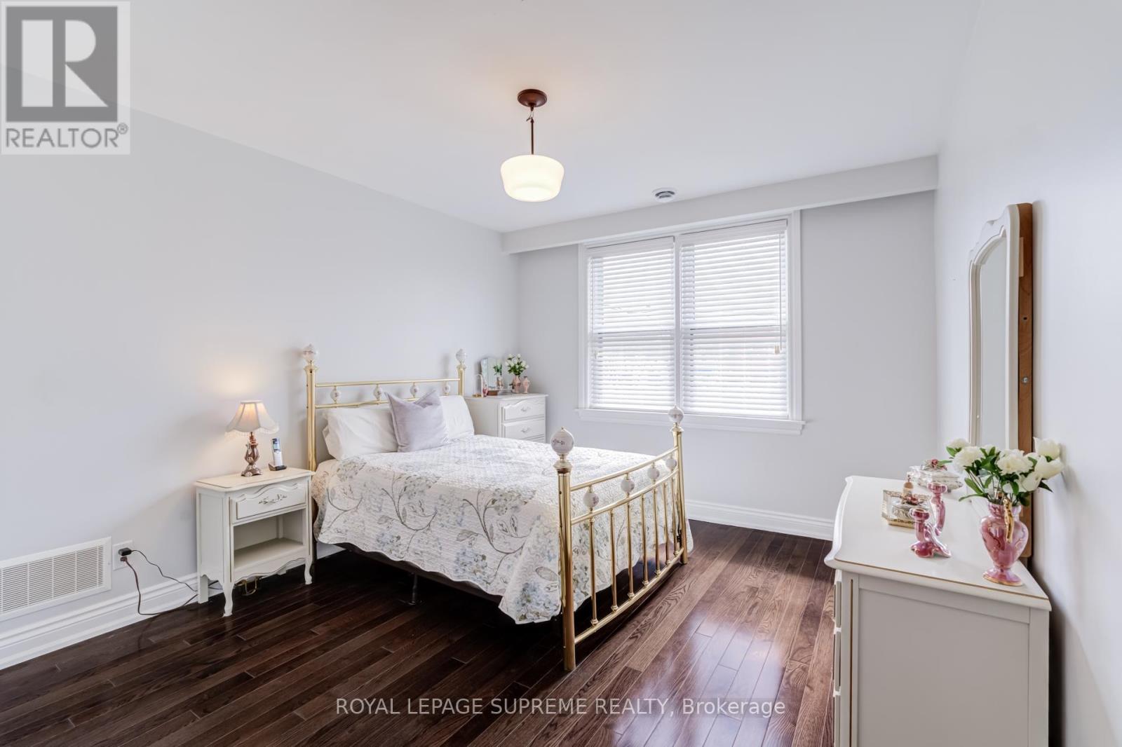 1612 Dundas Street W, Toronto, Ontario  M6K 1T8 - Photo 23 - C13028906