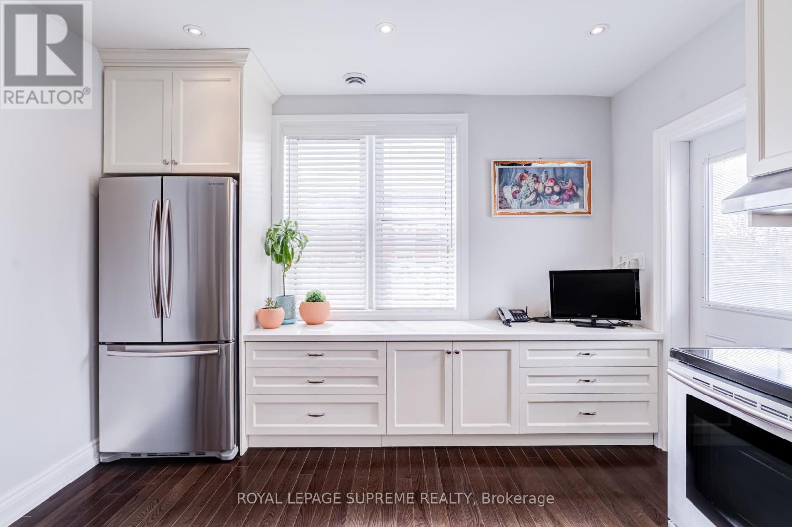 1612 Dundas Street W, Toronto, Ontario  M6K 1T8 - Photo 32 - C13028906