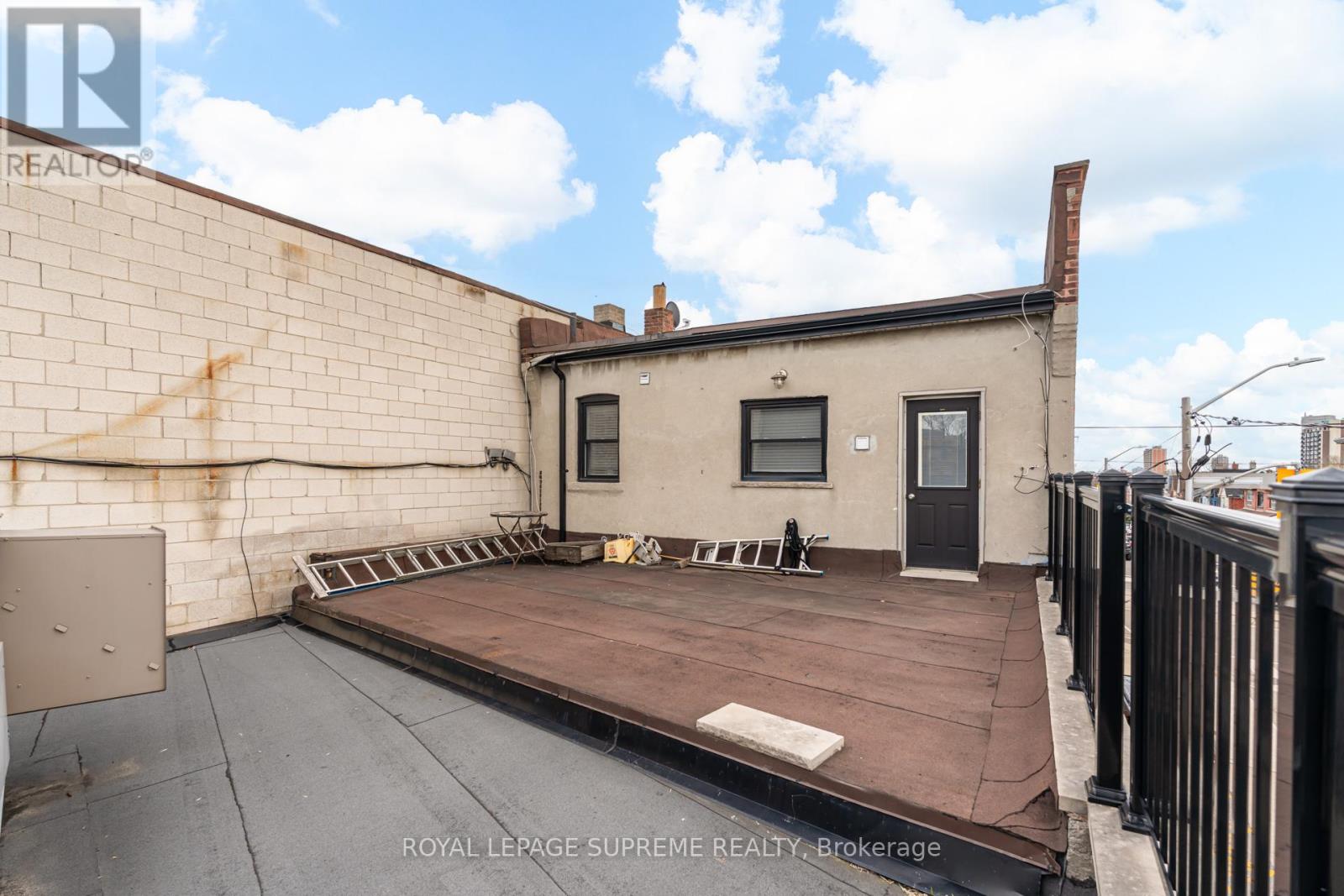 1612 Dundas Street W, Toronto, Ontario  M6K 1T8 - Photo 39 - C13028906