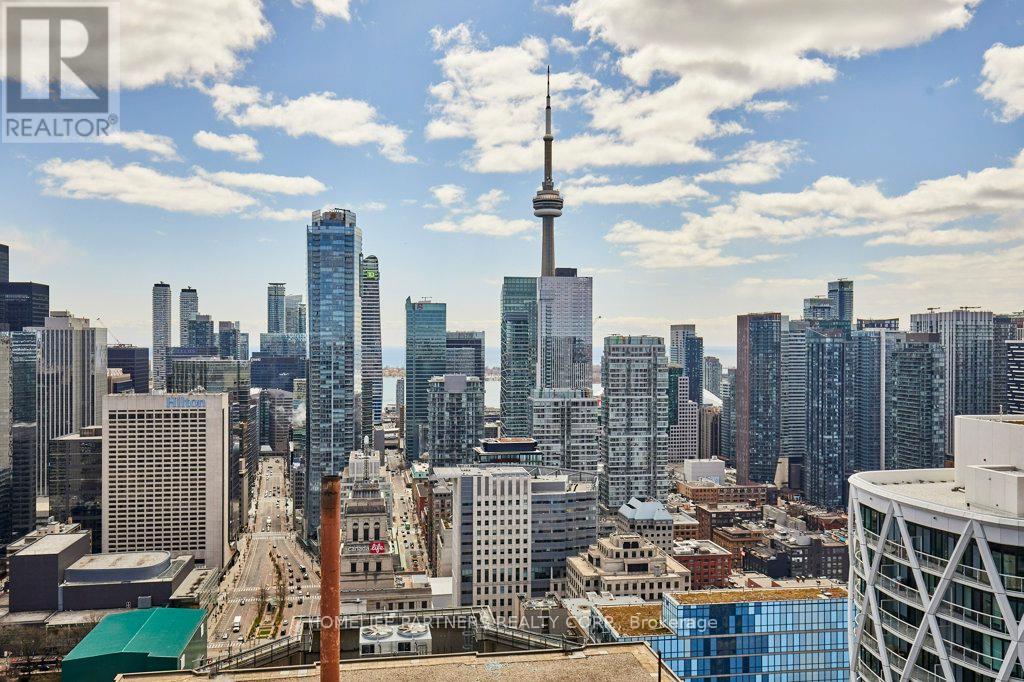 P306 - 426 UNIVERSITY AVENUE, Toronto, Ontario