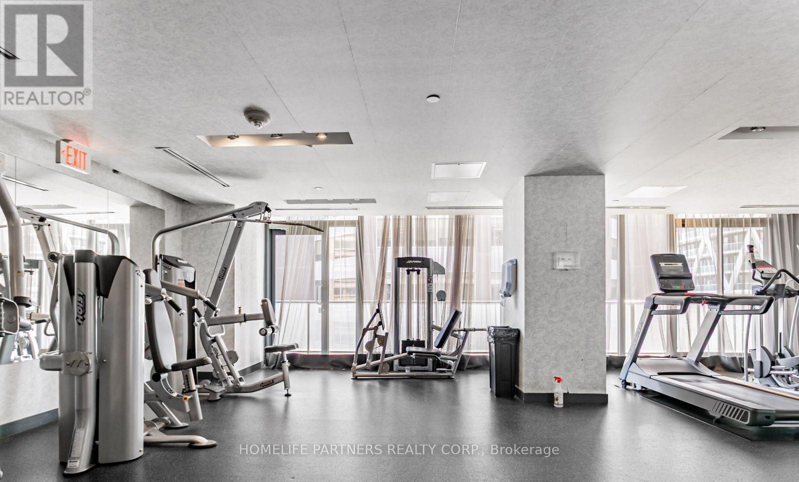 P306 - 426 University Avenue, Toronto, Ontario  M5G 1S9 - Photo 27 - C13028986