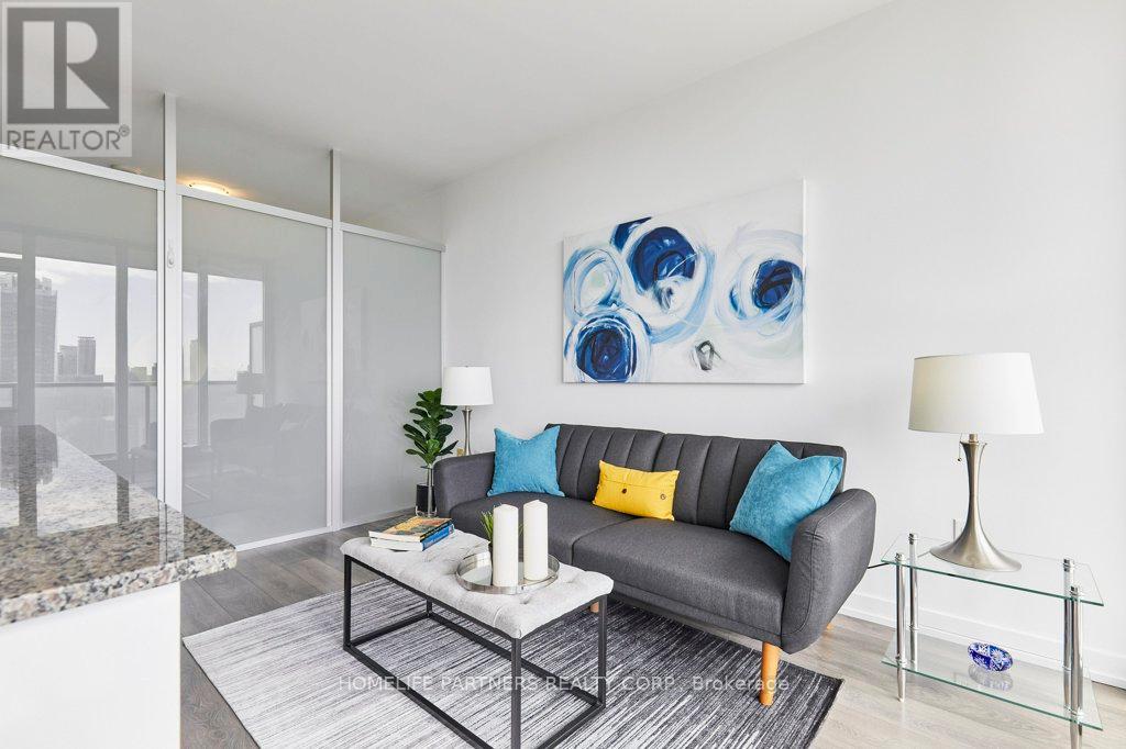 P306 - 426 University Avenue, Toronto, Ontario  M5G 1S9 - Photo 3 - C13028986