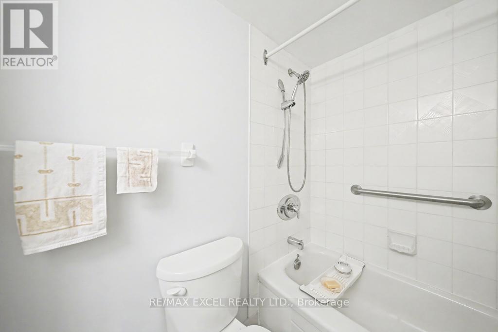 1604 - 215 Wynford Drive, Toronto, Ontario  M3C 3P5 - Photo 17 - C13028988