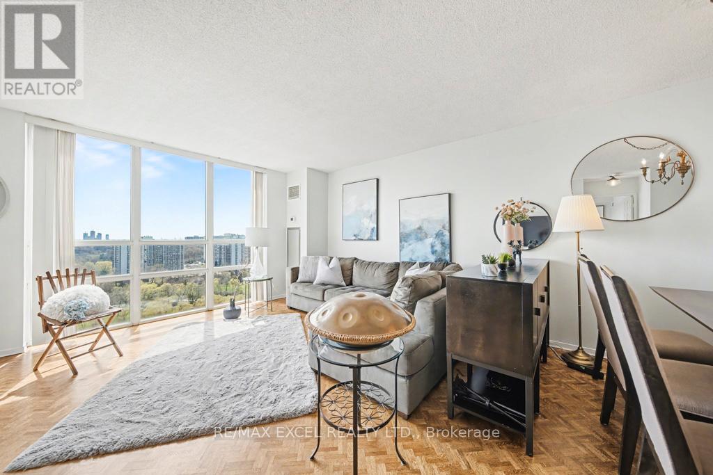 1604 - 215 Wynford Drive, Toronto, Ontario  M3C 3P5 - Photo 2 - C13028988