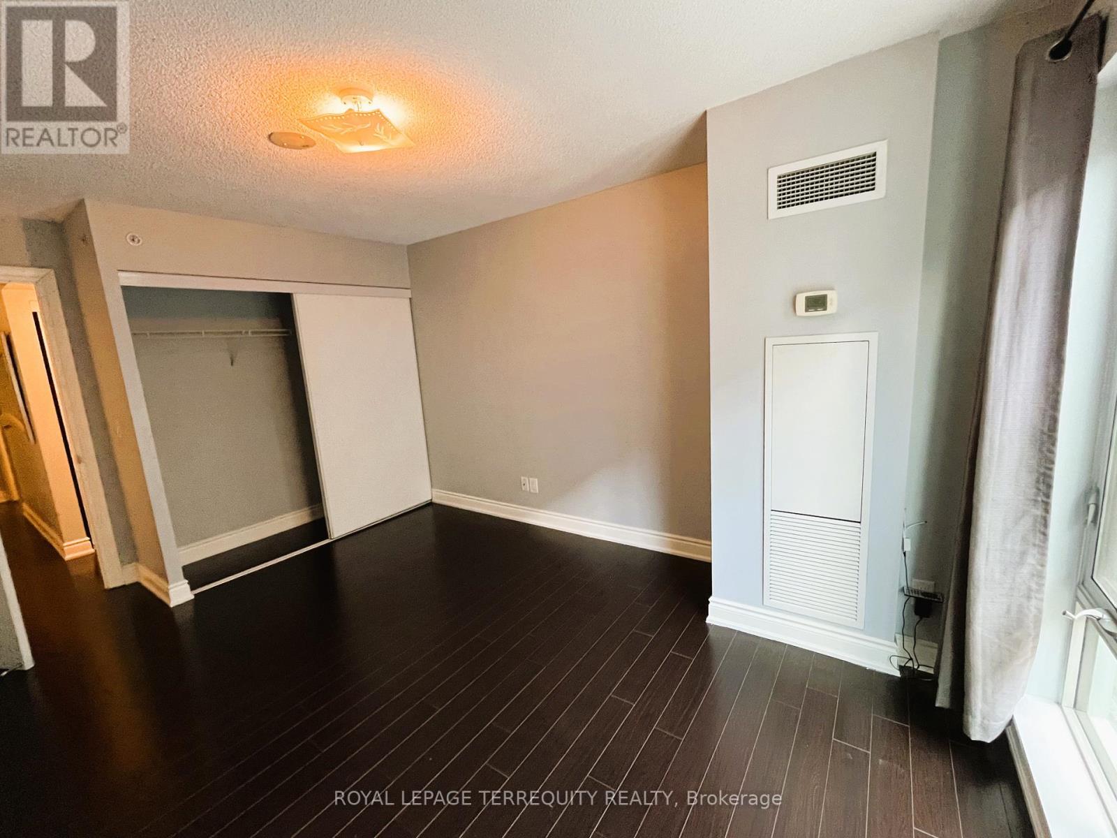 E318 - 555 Wilson Avenue, Toronto, Ontario  M3H 0C5 - Photo 12 - C13029006