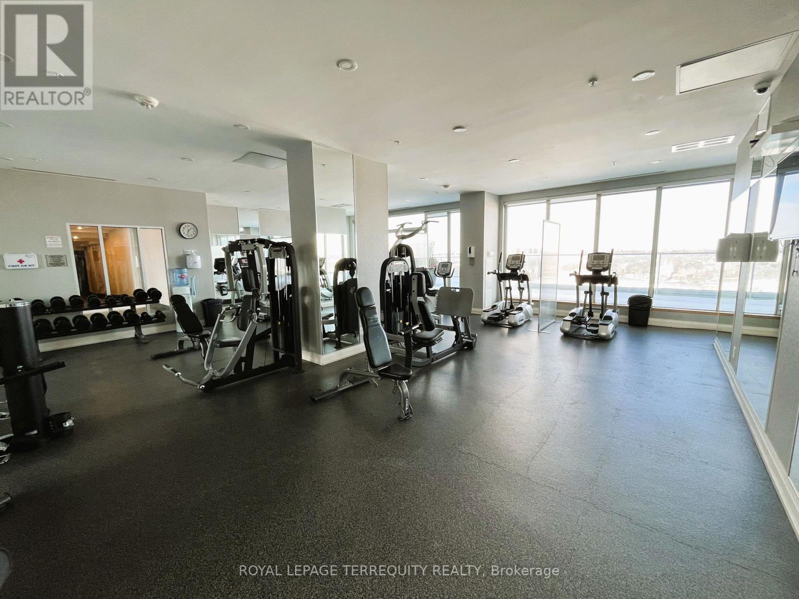 E318 - 555 Wilson Avenue, Toronto, Ontario  M3H 0C5 - Photo 21 - C13029006