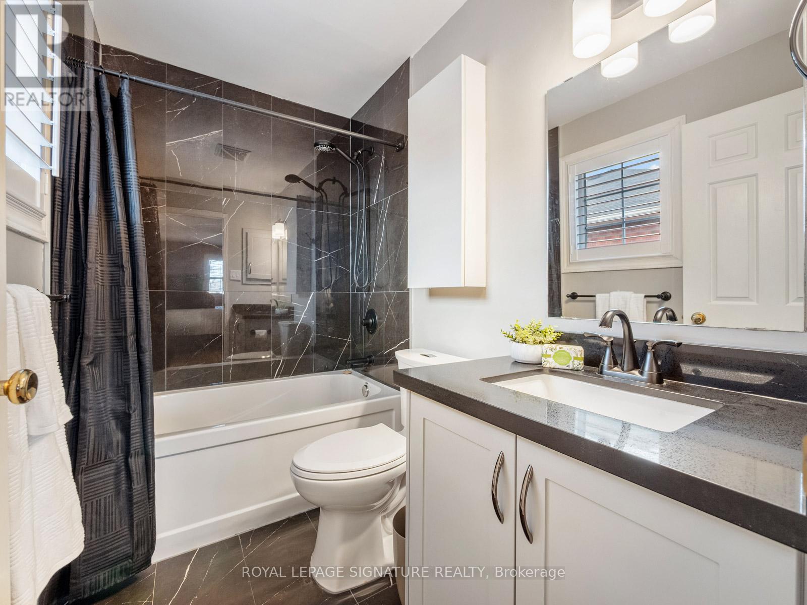 28 Bowes Garden Court, Toronto, Ontario  M1C 4L8 - Photo 23 - E13028876