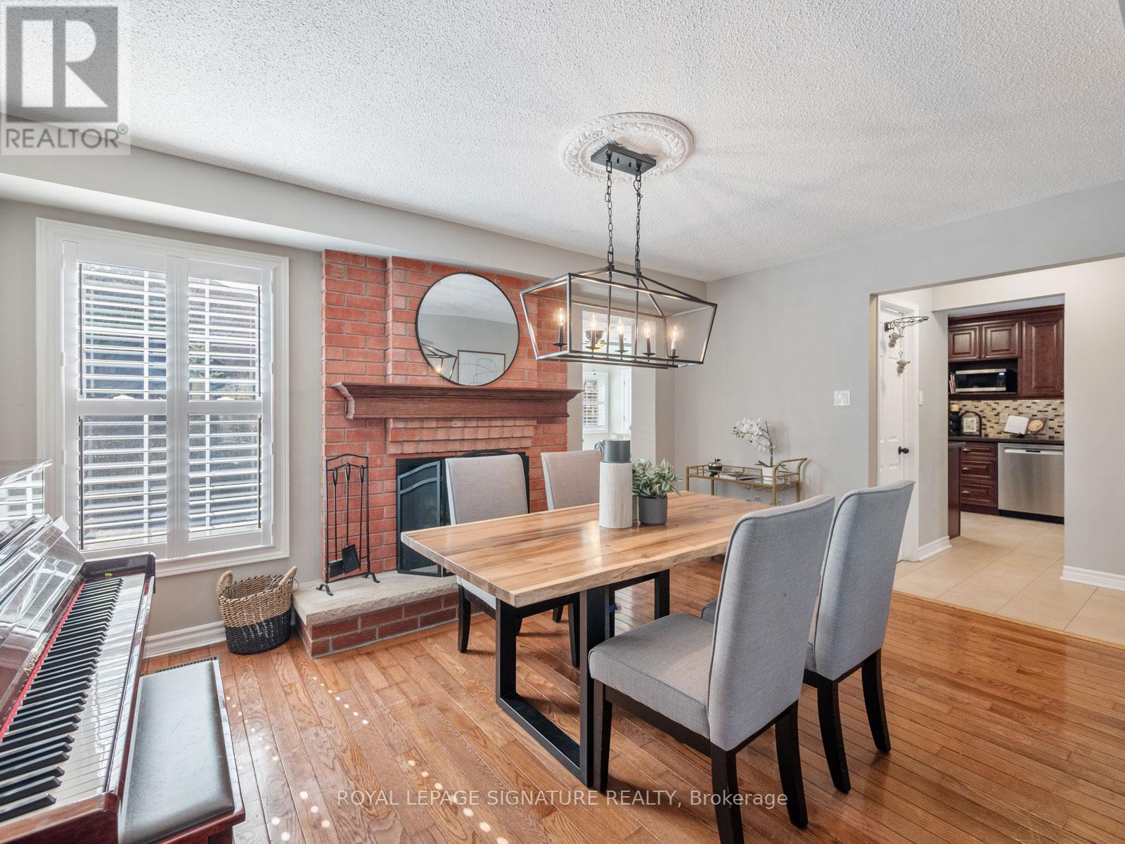 28 Bowes Garden Court, Toronto, Ontario  M1C 4L8 - Photo 9 - E13028876