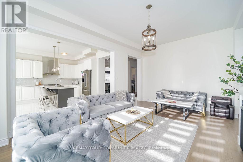 133 Marcel Brunelle Drive, Whitby, Ontario  L1P 0G7 - Photo 12 - E13028922