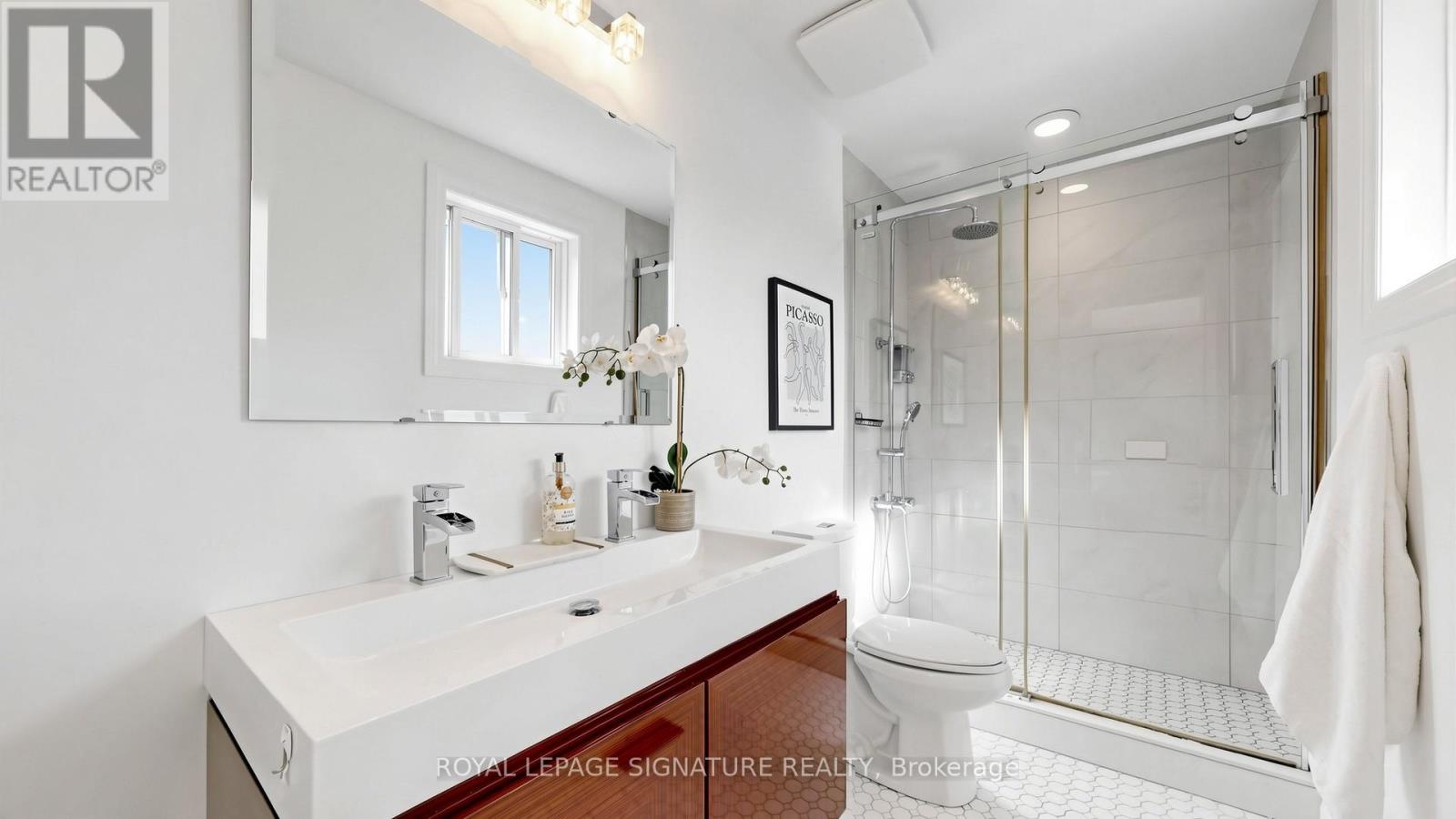 116 Oakmeadow Boulevard, Toronto, Ontario  M1E 4G7 - Photo 9 - E13028958