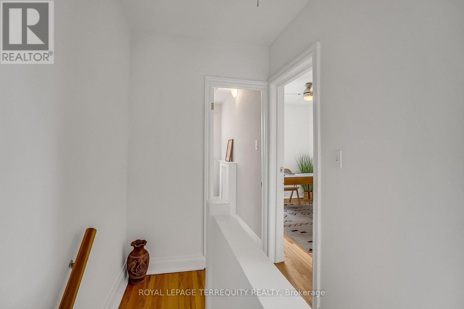 1746 Queen Street E, Toronto, Ontario  M4L 1G7 - Photo 15 - E13028970