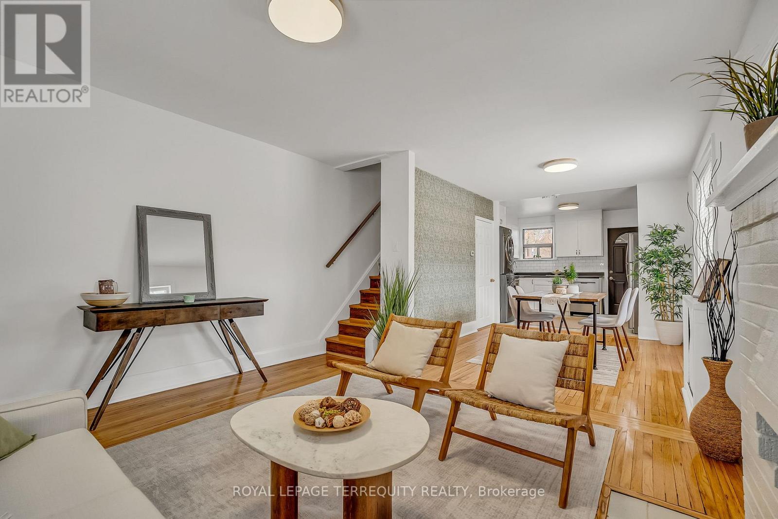 1746 Queen Street E, Toronto, Ontario  M4L 1G7 - Photo 7 - E13028970