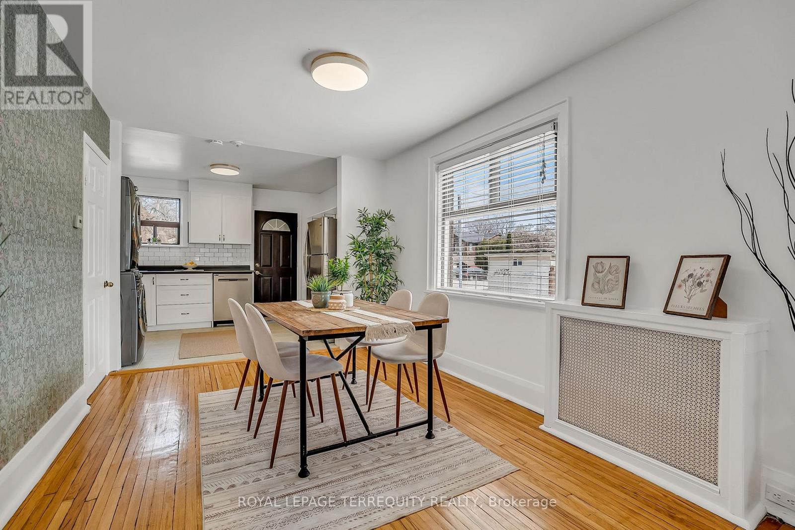 1746 Queen Street E, Toronto, Ontario  M4L 1G7 - Photo 8 - E13028970