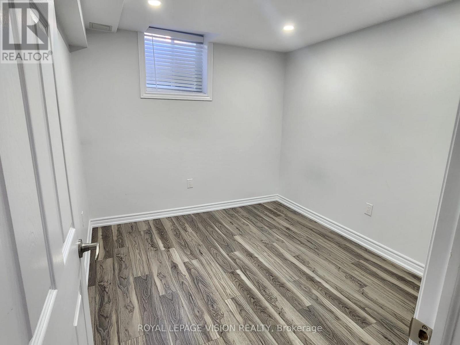 125 Hearne Cres Crescent, Ajax, Ontario  L1T 3R4 - Photo 12 - E13028982