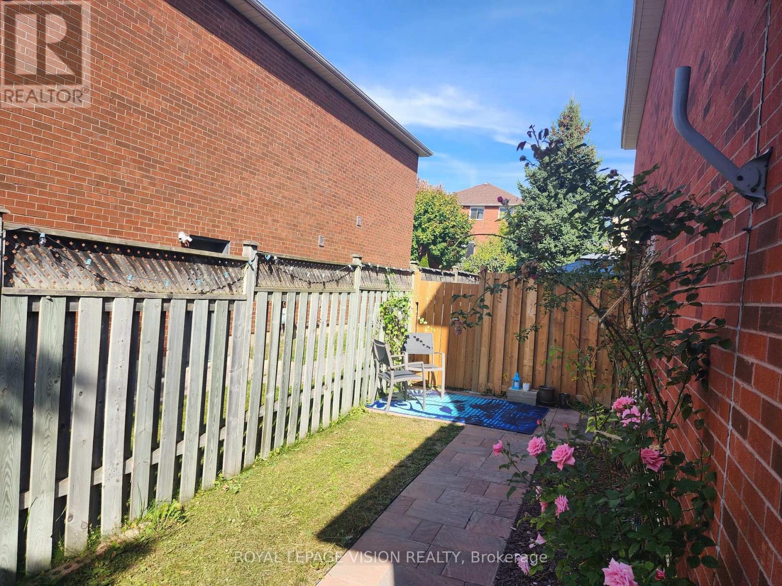 125 Hearne Cres Crescent, Ajax, Ontario  L1T 3R4 - Photo 17 - E13028982