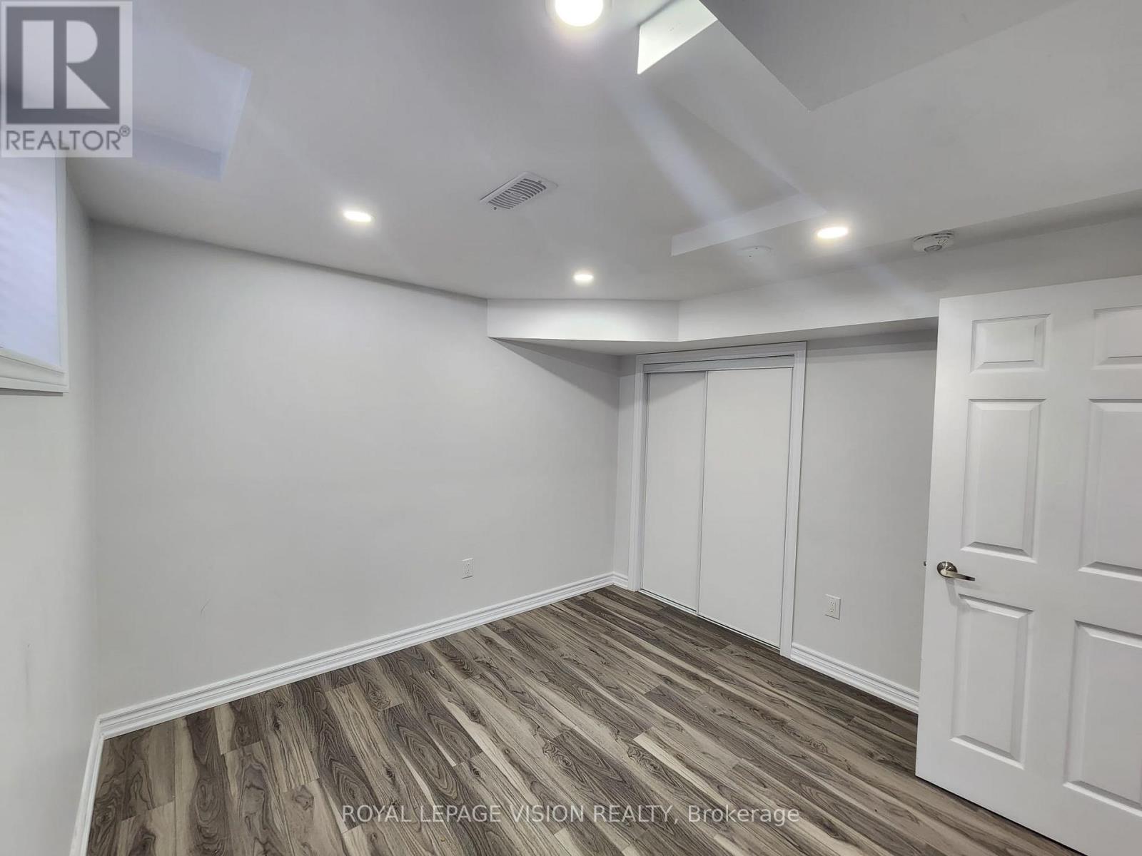 125 Hearne Cres Crescent, Ajax, Ontario  L1T 3R4 - Photo 6 - E13028982