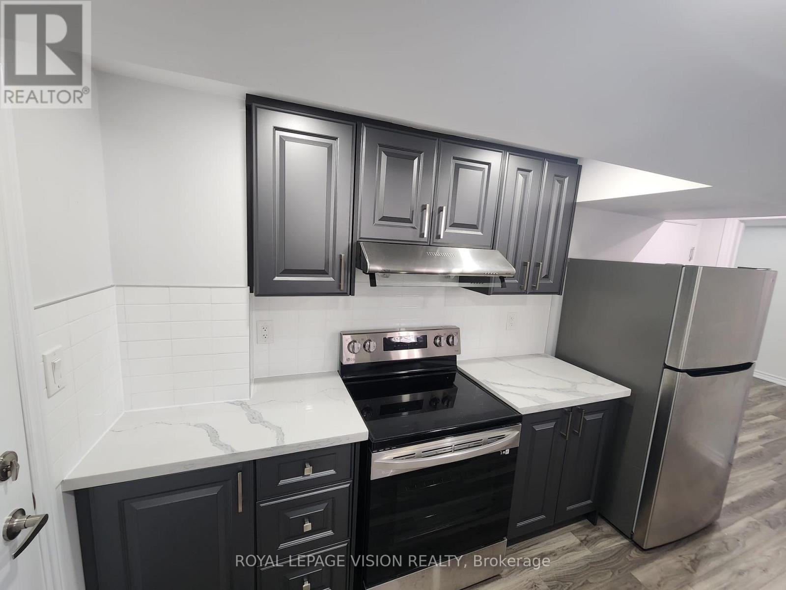 125 Hearne Cres Crescent, Ajax, Ontario  L1T 3R4 - Photo 7 - E13028982