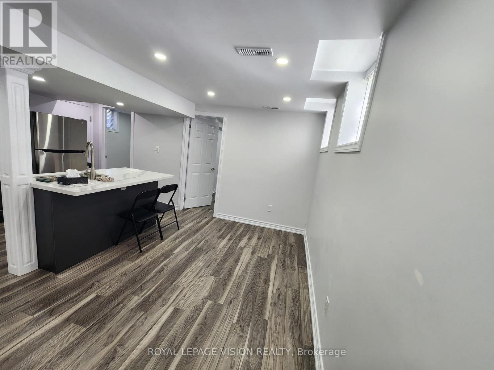 125 Hearne Cres Crescent, Ajax, Ontario  L1T 3R4 - Photo 8 - E13028982