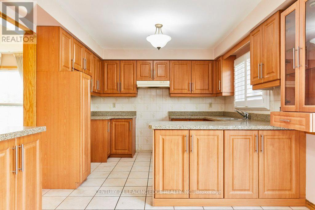 73 Charcoal Drive, Toronto, Ontario  M1C 3T9 - Photo 10 - E13028996