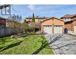 73 CHARCOAL DRIVE, Toronto, Ontario