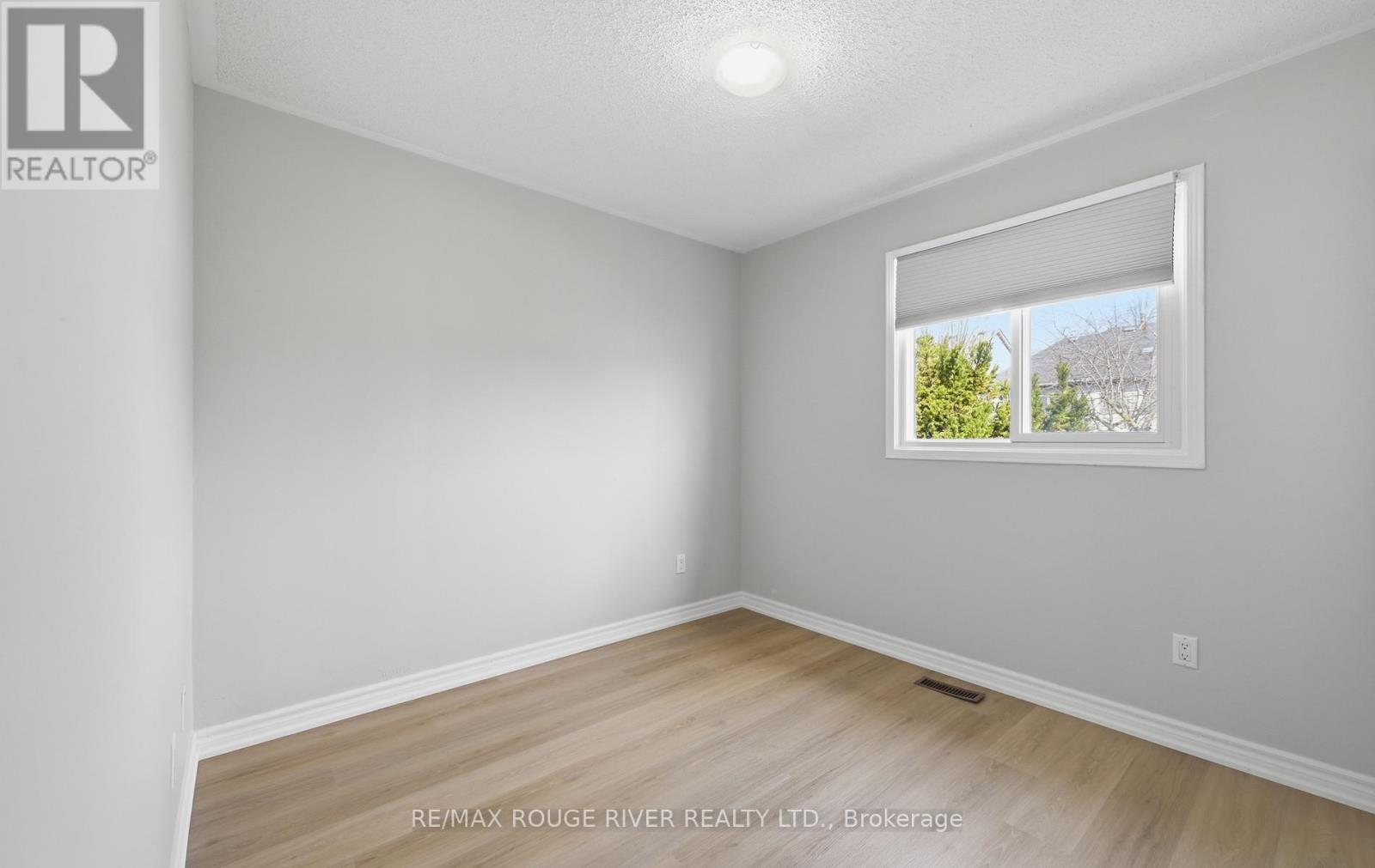 24 Trewin Lane, Clarington, Ontario  L1C 4W9 - Photo 17 - E13029002