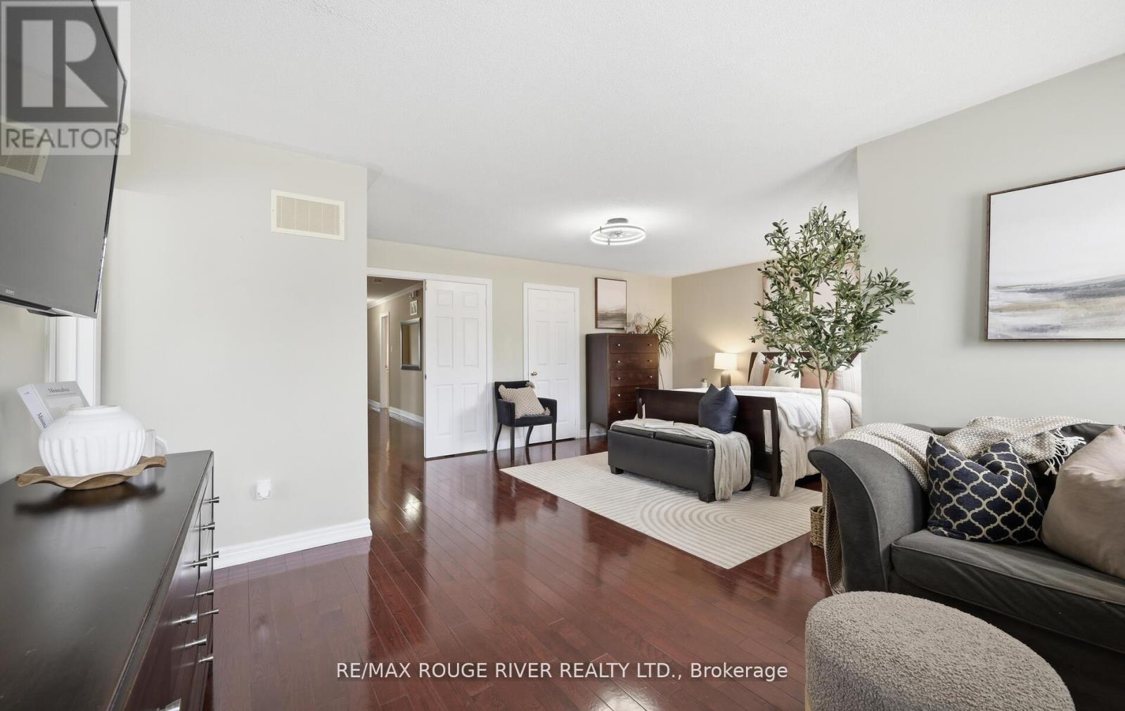 26 Corsham Drive, Whitby, Ontario  L1M 2K5 - Photo 23 - E13029032