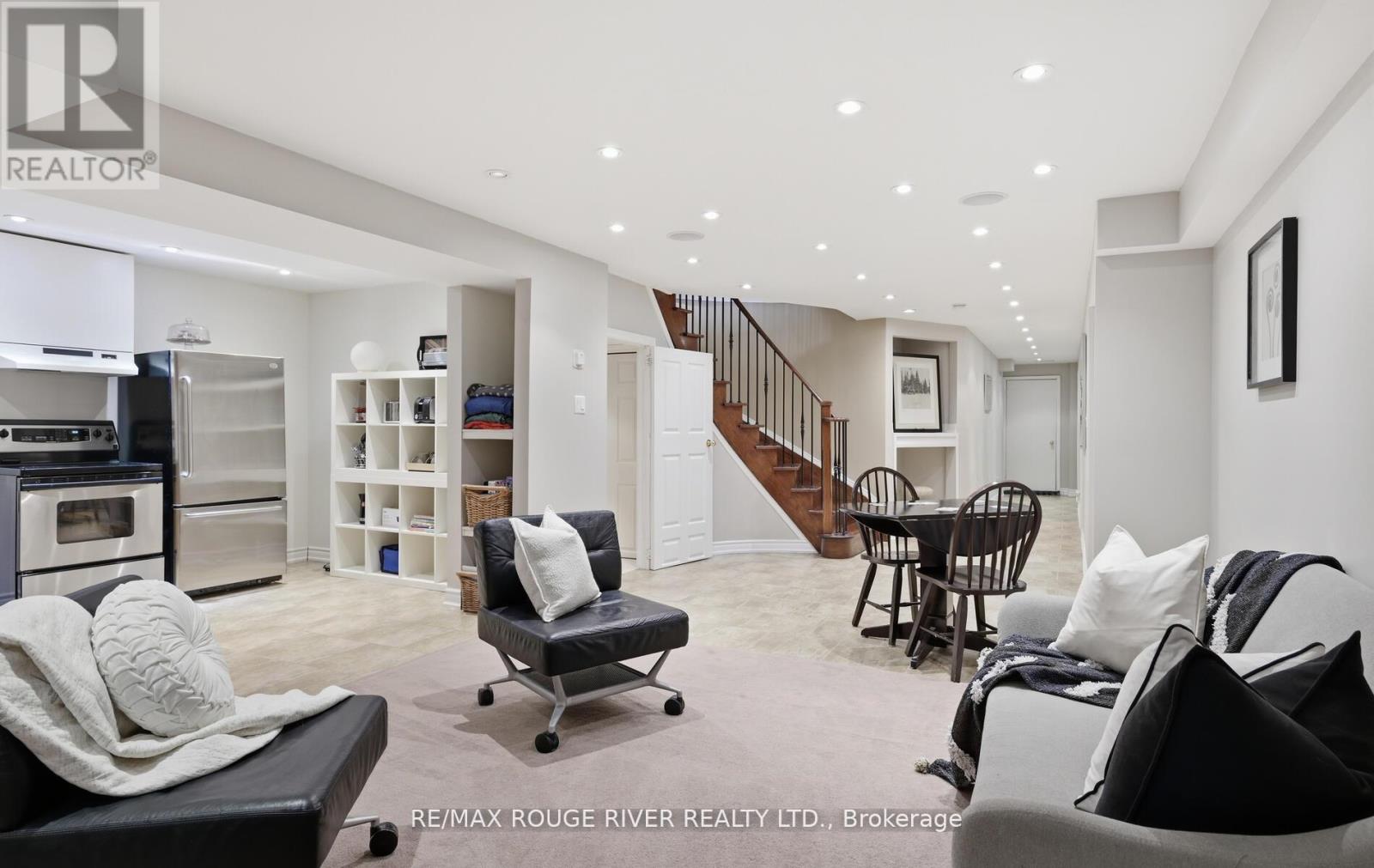 26 Corsham Drive, Whitby, Ontario  L1M 2K5 - Photo 40 - E13029032