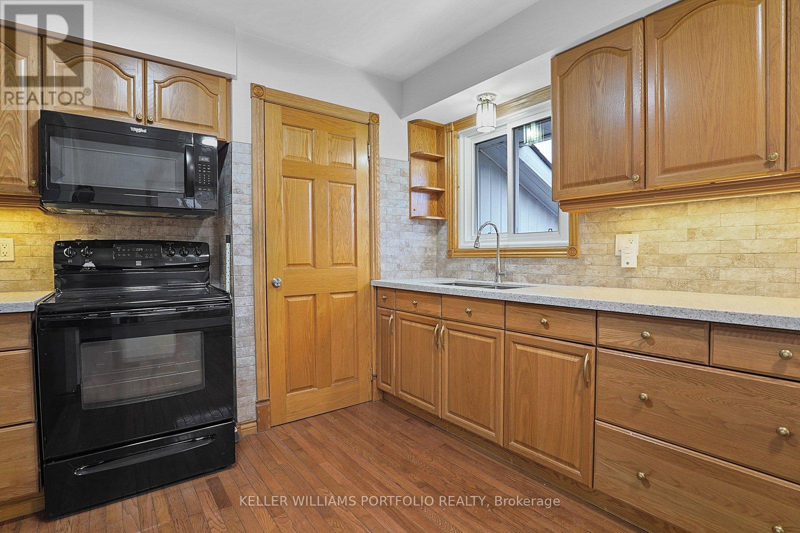 68 Athabasca Street, Oshawa, Ontario  L1H 7H6 - Photo 10 - E13029048