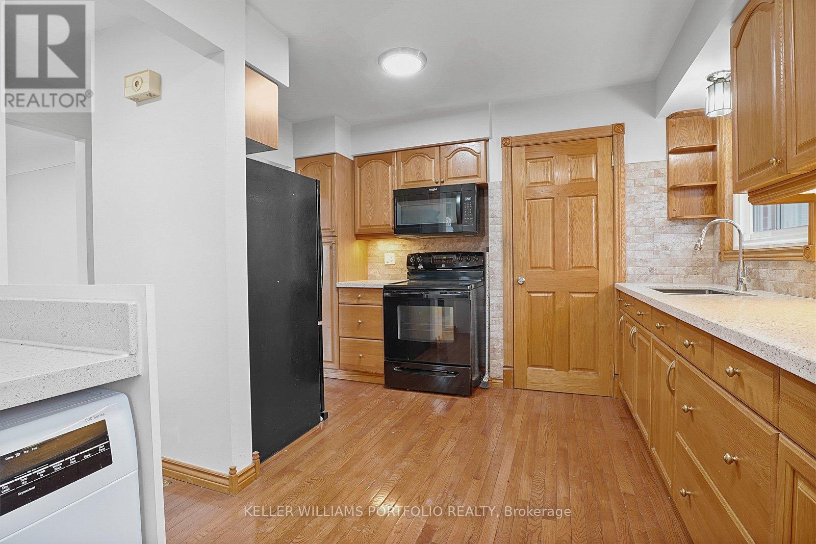 68 Athabasca Street, Oshawa, Ontario  L1H 7H6 - Photo 11 - E13029048