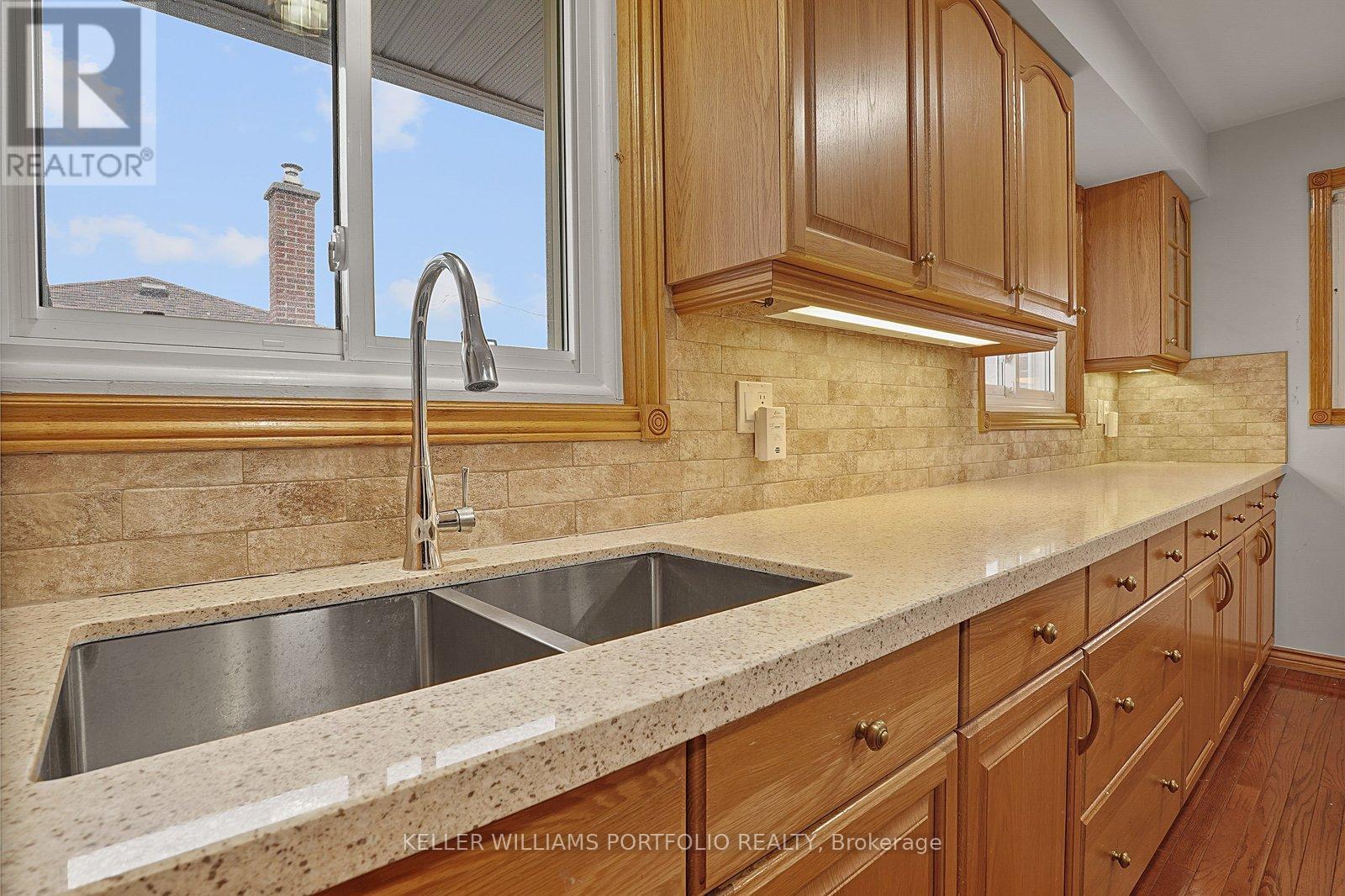 68 Athabasca Street, Oshawa, Ontario  L1H 7H6 - Photo 14 - E13029048