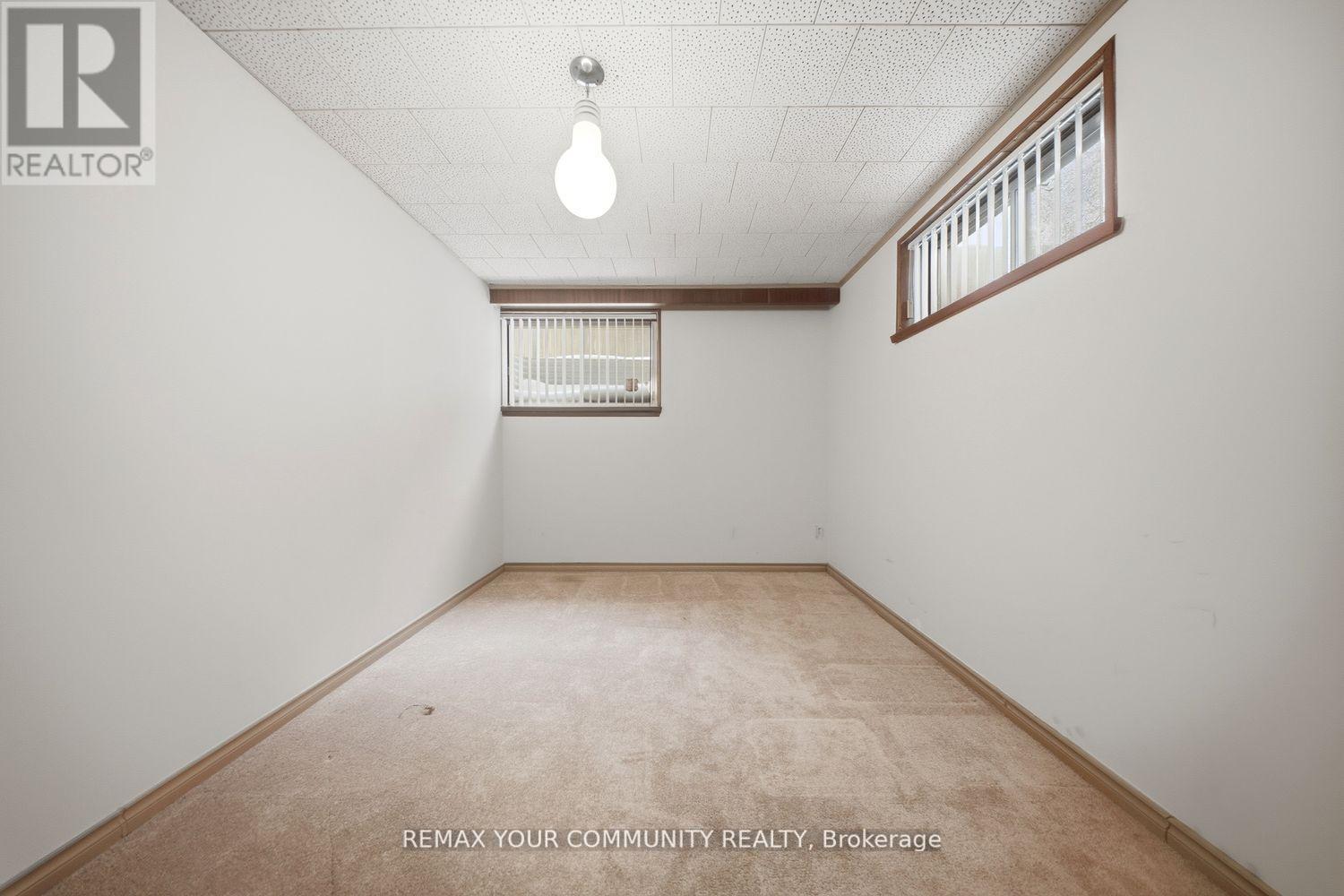 11 Grovetree Road, Toronto, Ontario  M9V 2Y1 - Photo 42 - W12709234