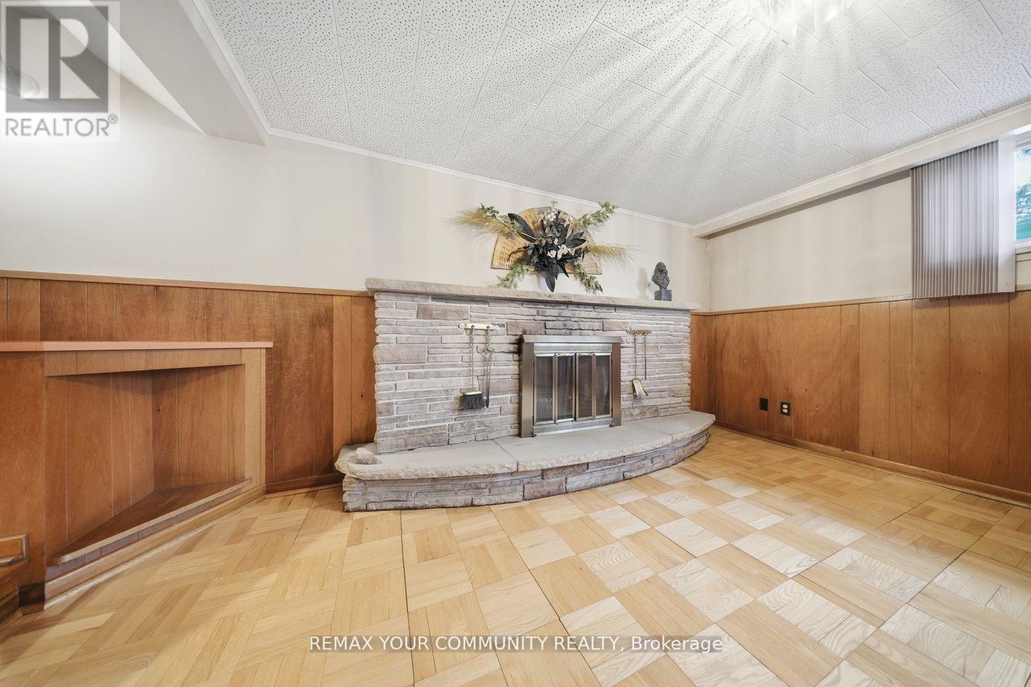 11 Grovetree Road, Toronto, Ontario  M9V 2Y1 - Photo 38 - W12709234