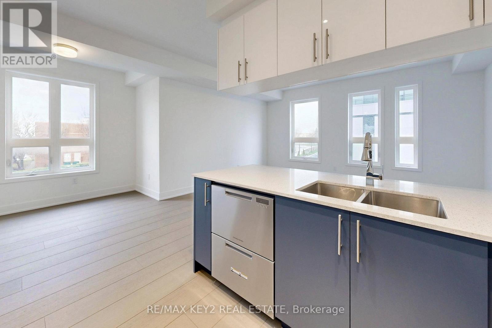 Th1 - 166 Anderson Avenue, Markham, Ontario  L6E 1A5 - Photo 25 - N13028848