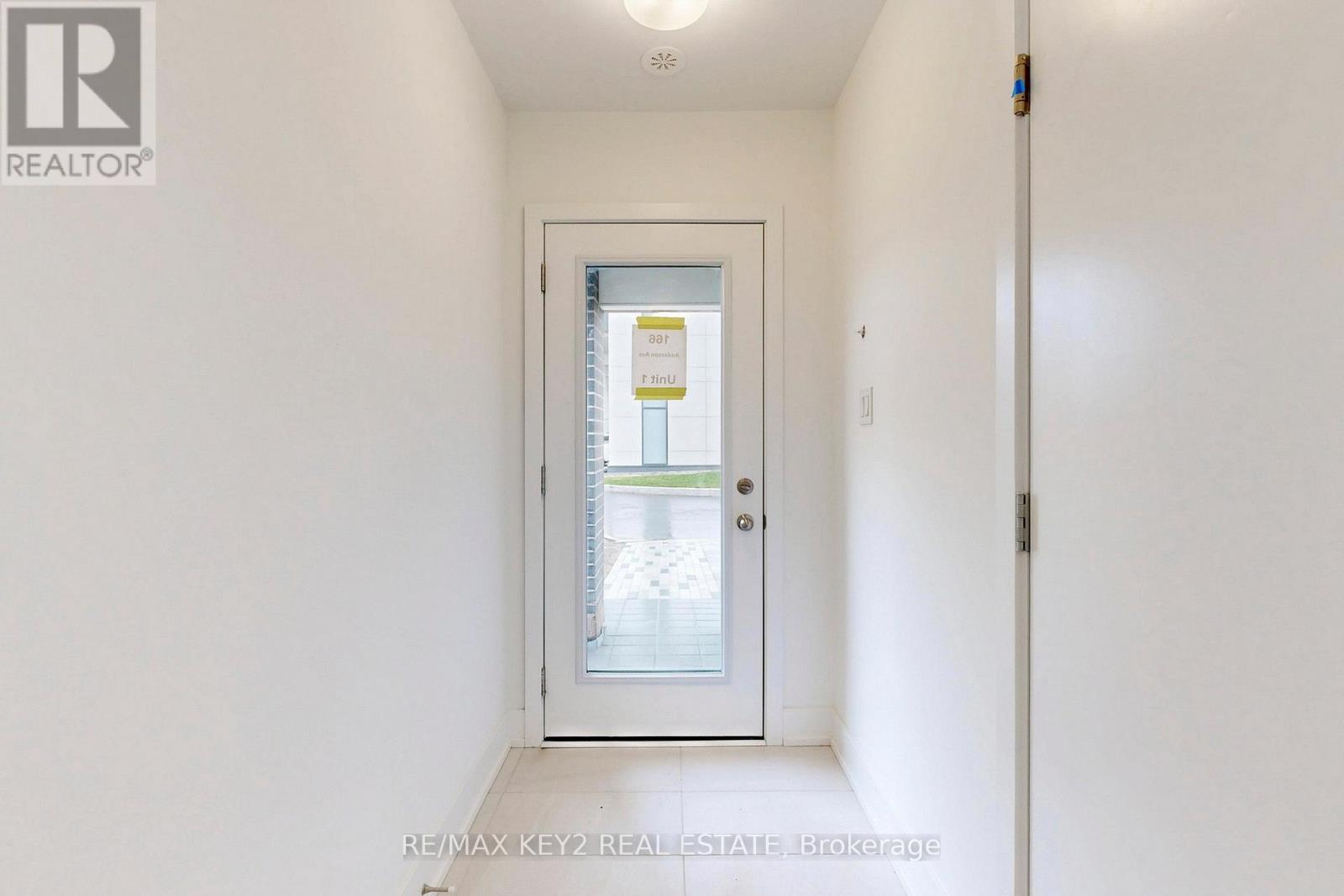 Th1 - 166 Anderson Avenue, Markham, Ontario  L6E 1A5 - Photo 3 - N13028848