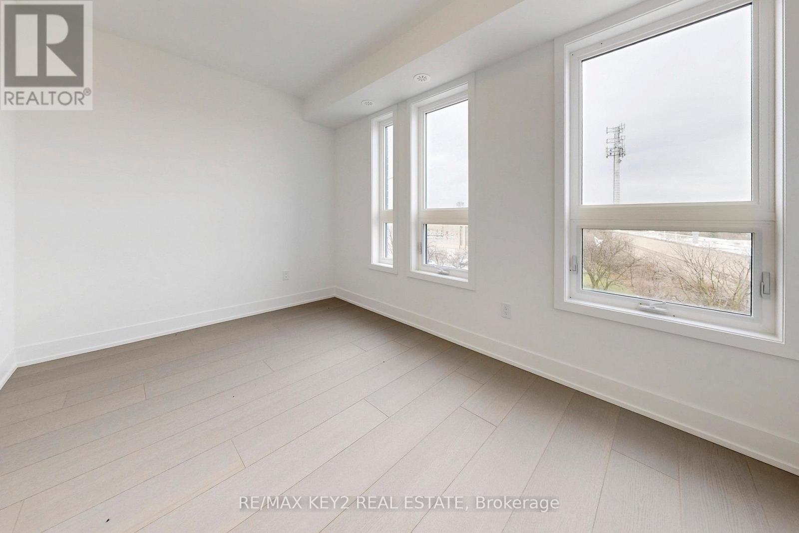 Th1 - 166 Anderson Avenue, Markham, Ontario  L6E 1A5 - Photo 39 - N13028848