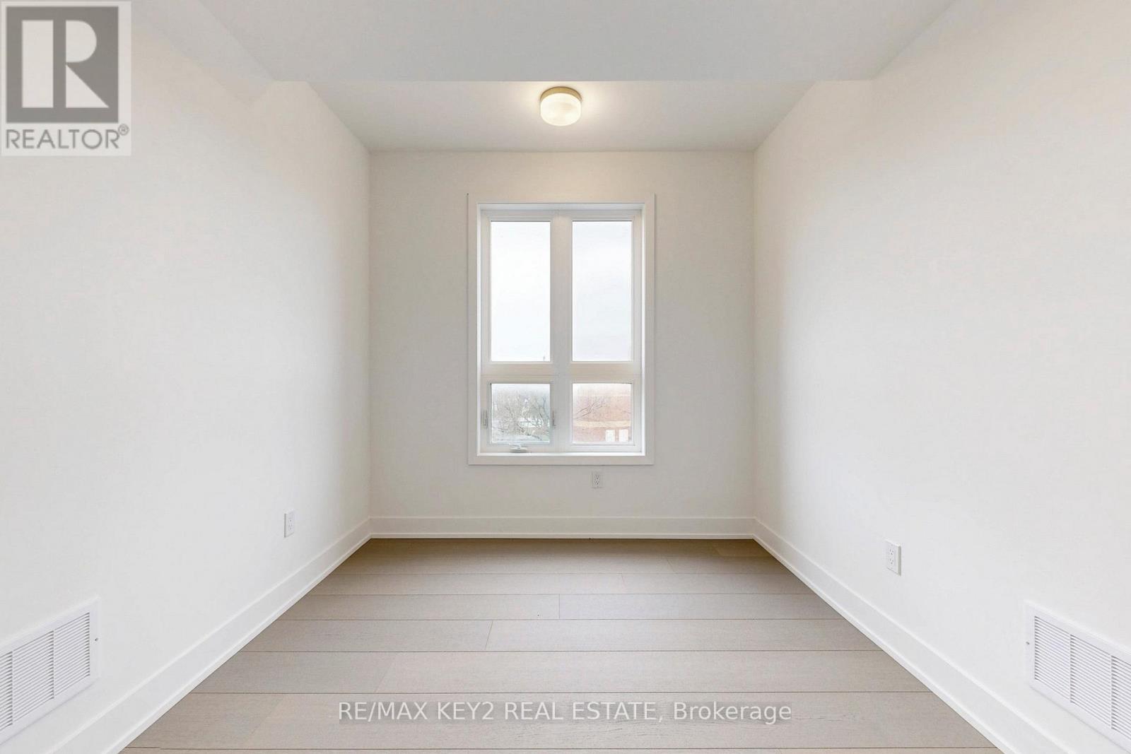 Th1 - 166 Anderson Avenue, Markham, Ontario  L6E 1A5 - Photo 44 - N13028848