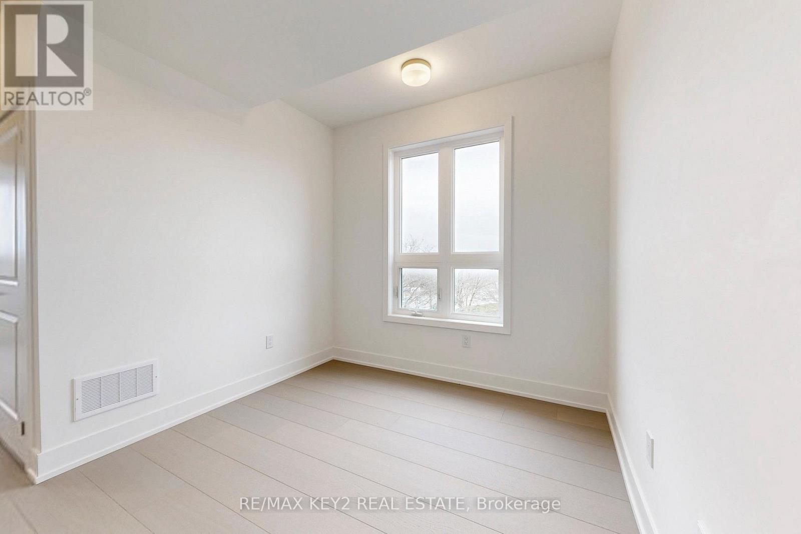 Th1 - 166 Anderson Avenue, Markham, Ontario  L6E 1A5 - Photo 45 - N13028848