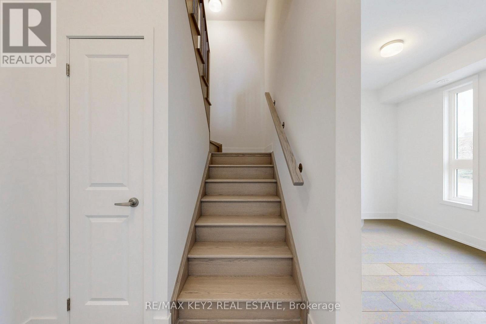 Th1 - 166 Anderson Avenue, Markham, Ontario  L6E 1A5 - Photo 5 - N13028848