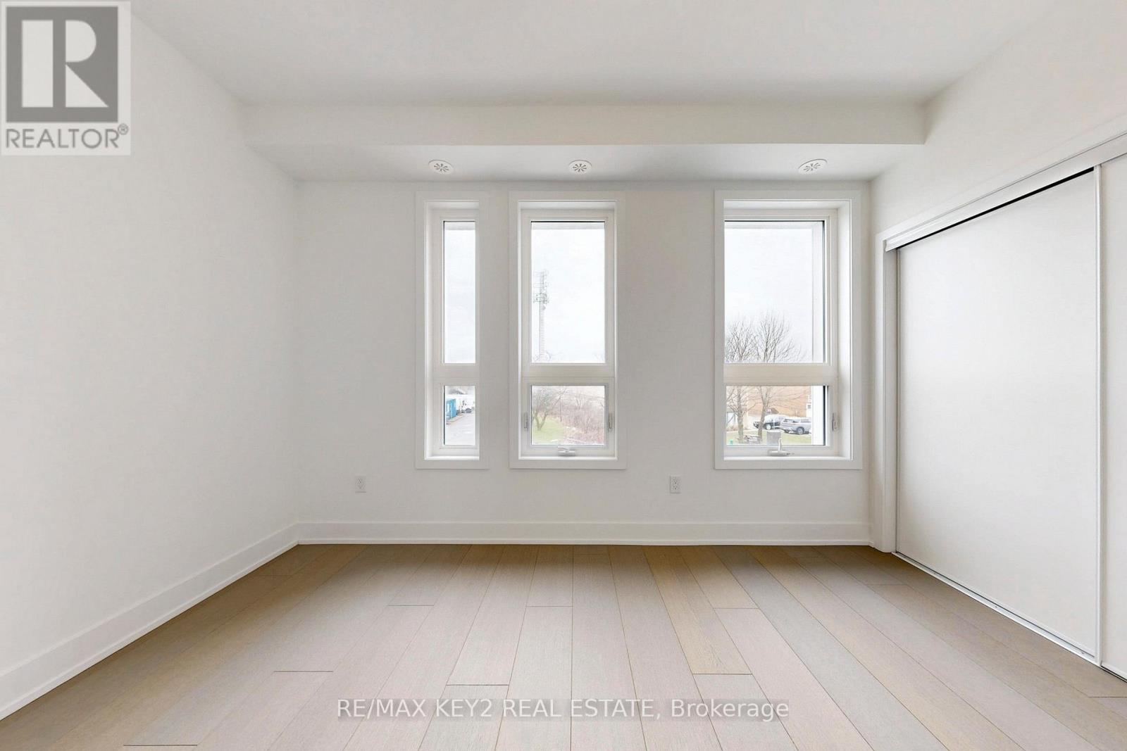 Th1 - 166 Anderson Avenue, Markham, Ontario  L6E 1A5 - Photo 6 - N13028848