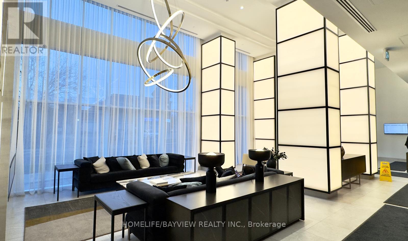 204 - 8888 Yonge Street E, Richmond Hill, Ontario  L4C 5V6 - Photo 2 - N13028860