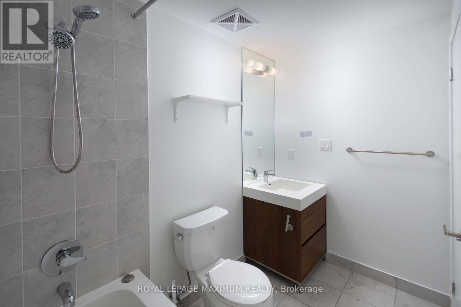 210 - 1 Climo Lane, Markham, Ontario  L6E 0V8 - Photo 31 - N13028964